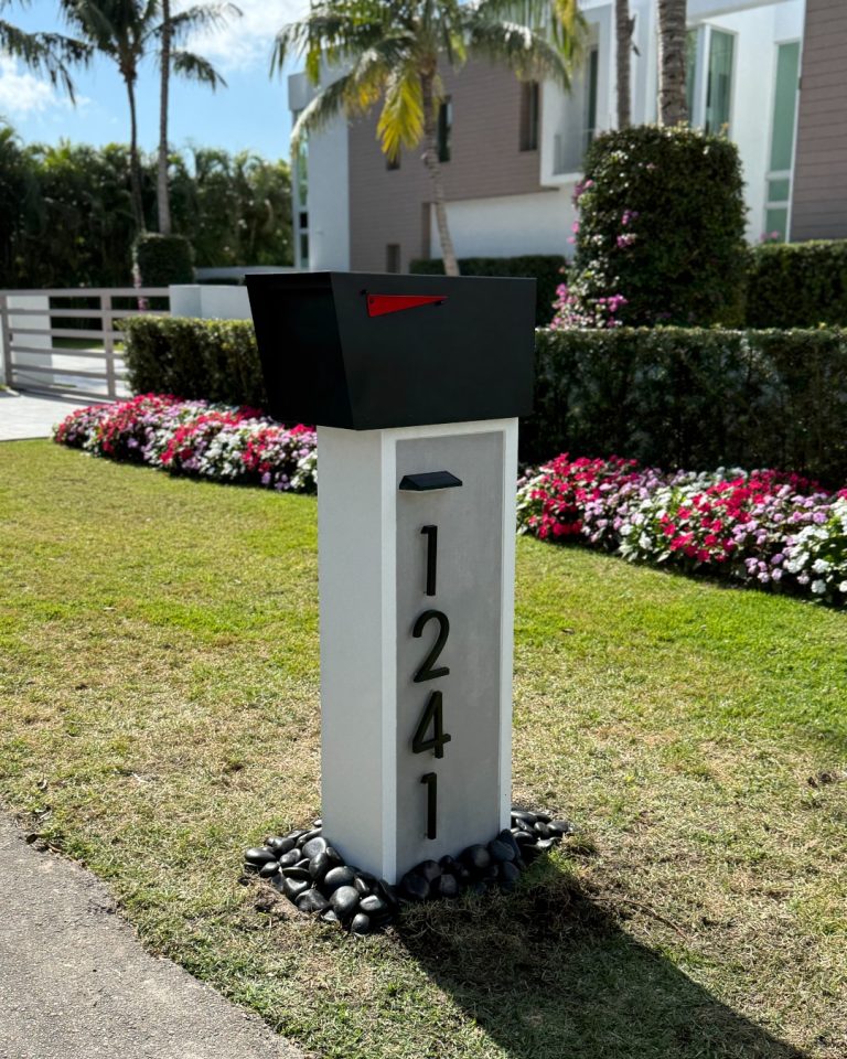 21+ Mailbox Ideas to Boost Your Curb Appeal