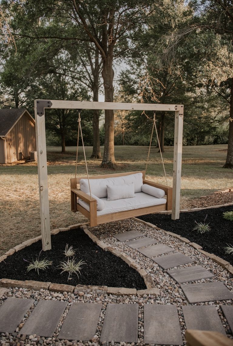 17 Outdoor Swing Ideas for Stylish and Relaxing Outdoor Living