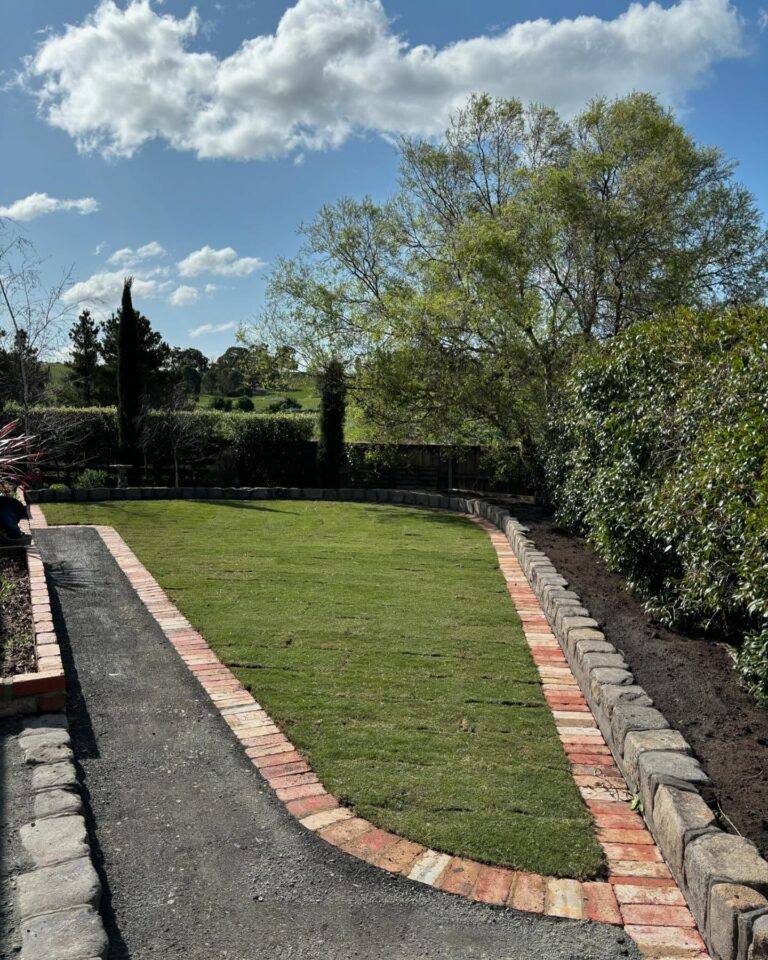 17 Brick Garden Edging Ideas for Your Outdoor Space