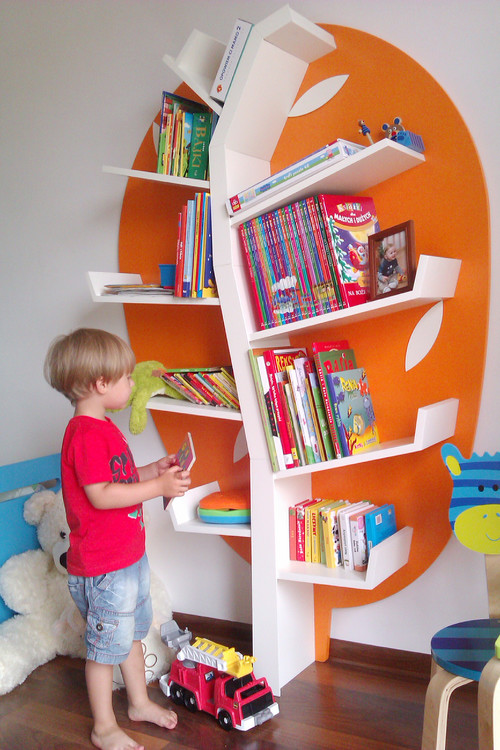 Tree Shaped Wall Shelf
